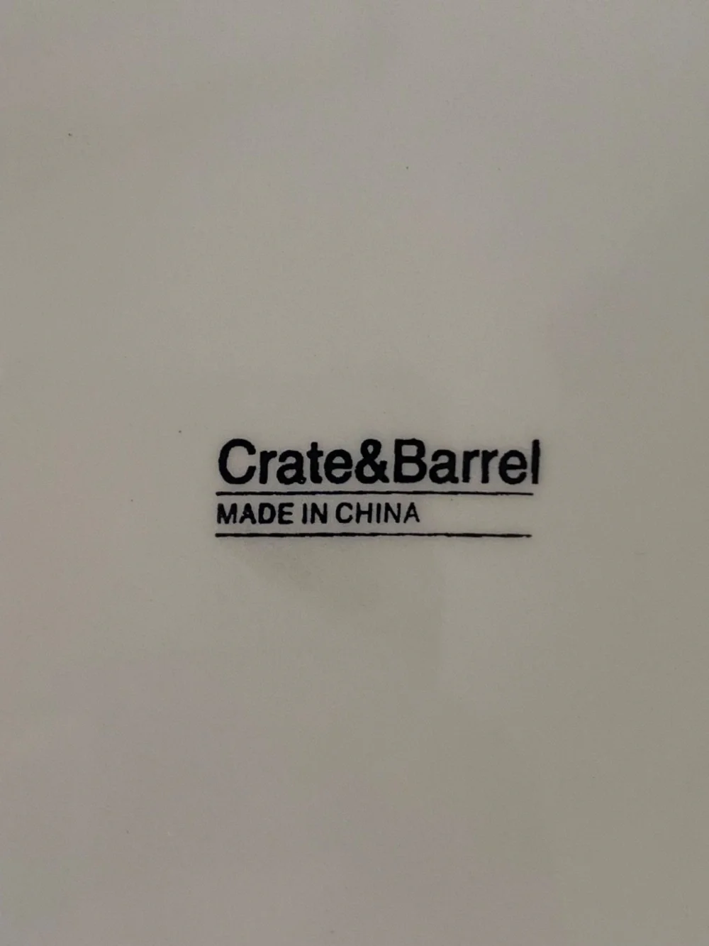 Crate & Barrel Black and White Floral Salad Luncheon 9” Plates x 8